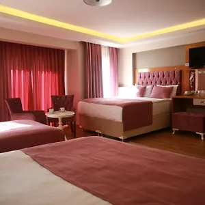 Black Pearl Hotel